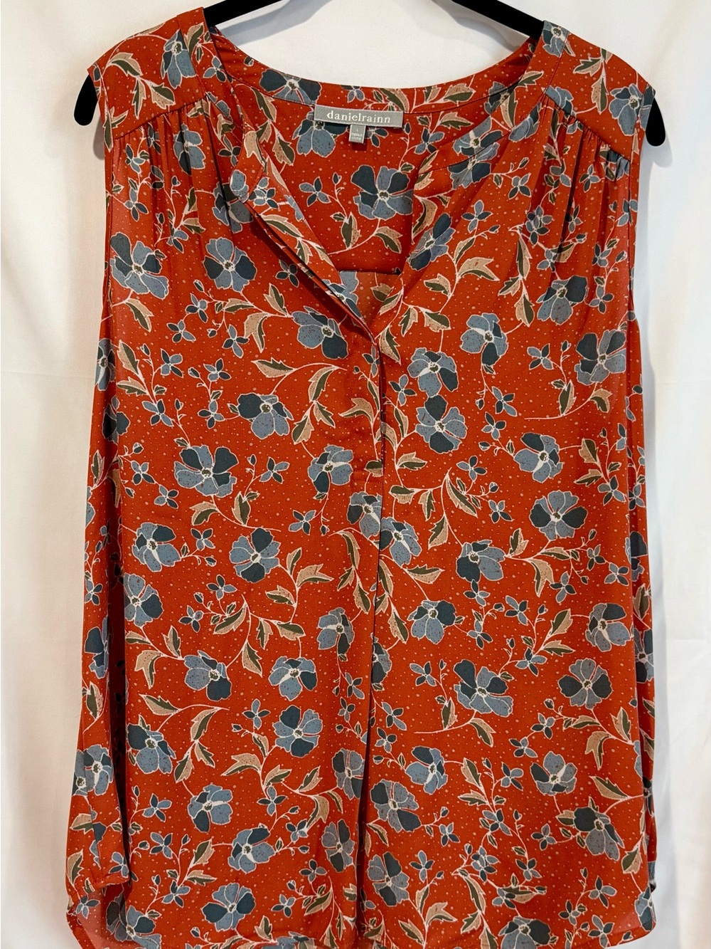 Daniel Rainn Floral Sleeveless Blouse - Rust